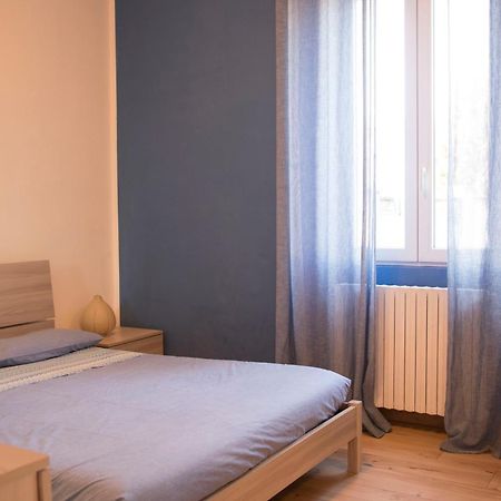 Ferienwohnung Domus Vicina Al Centro Storico Pavia Exterior foto
