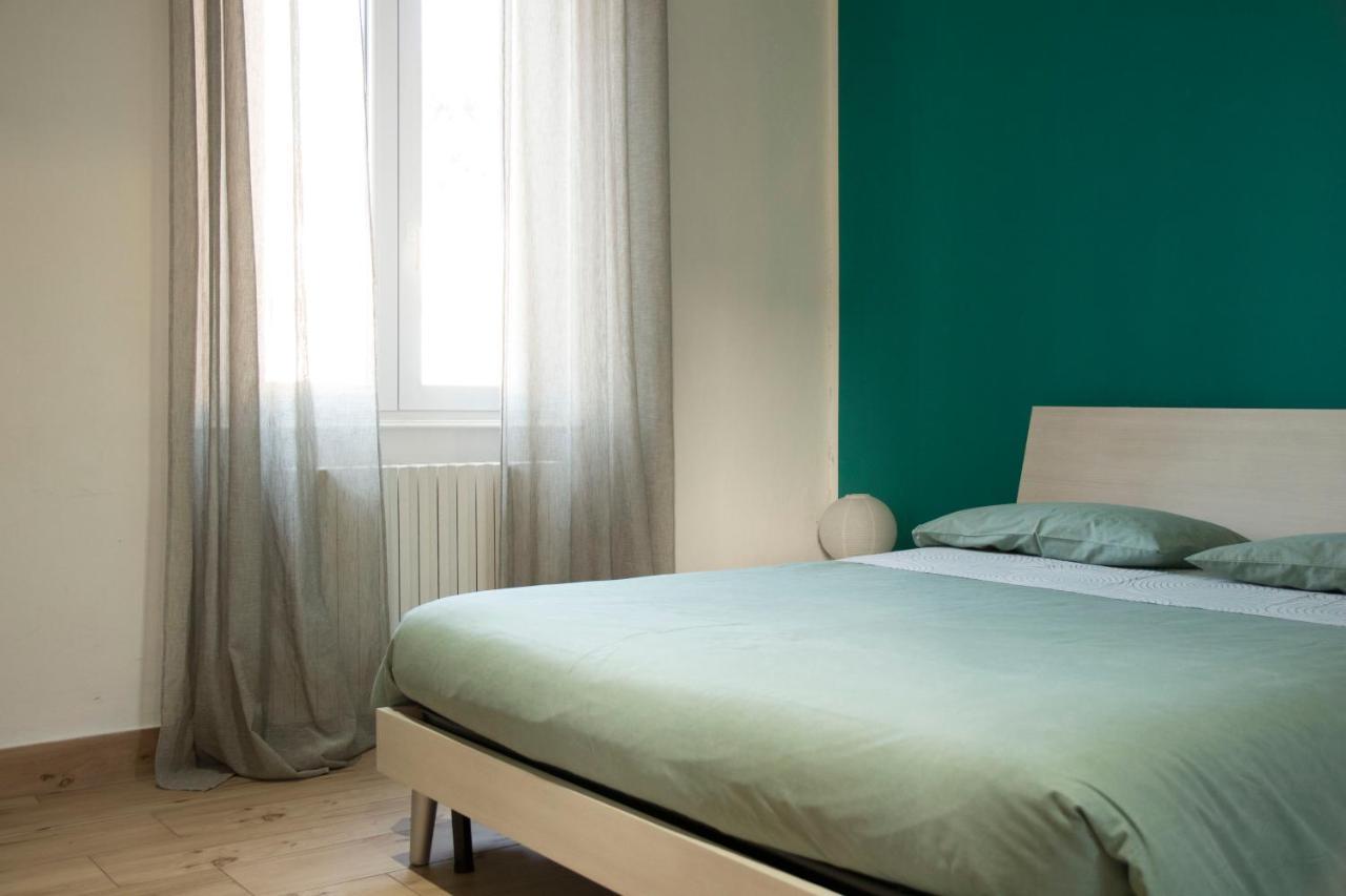 Ferienwohnung Domus Vicina Al Centro Storico Pavia Exterior foto