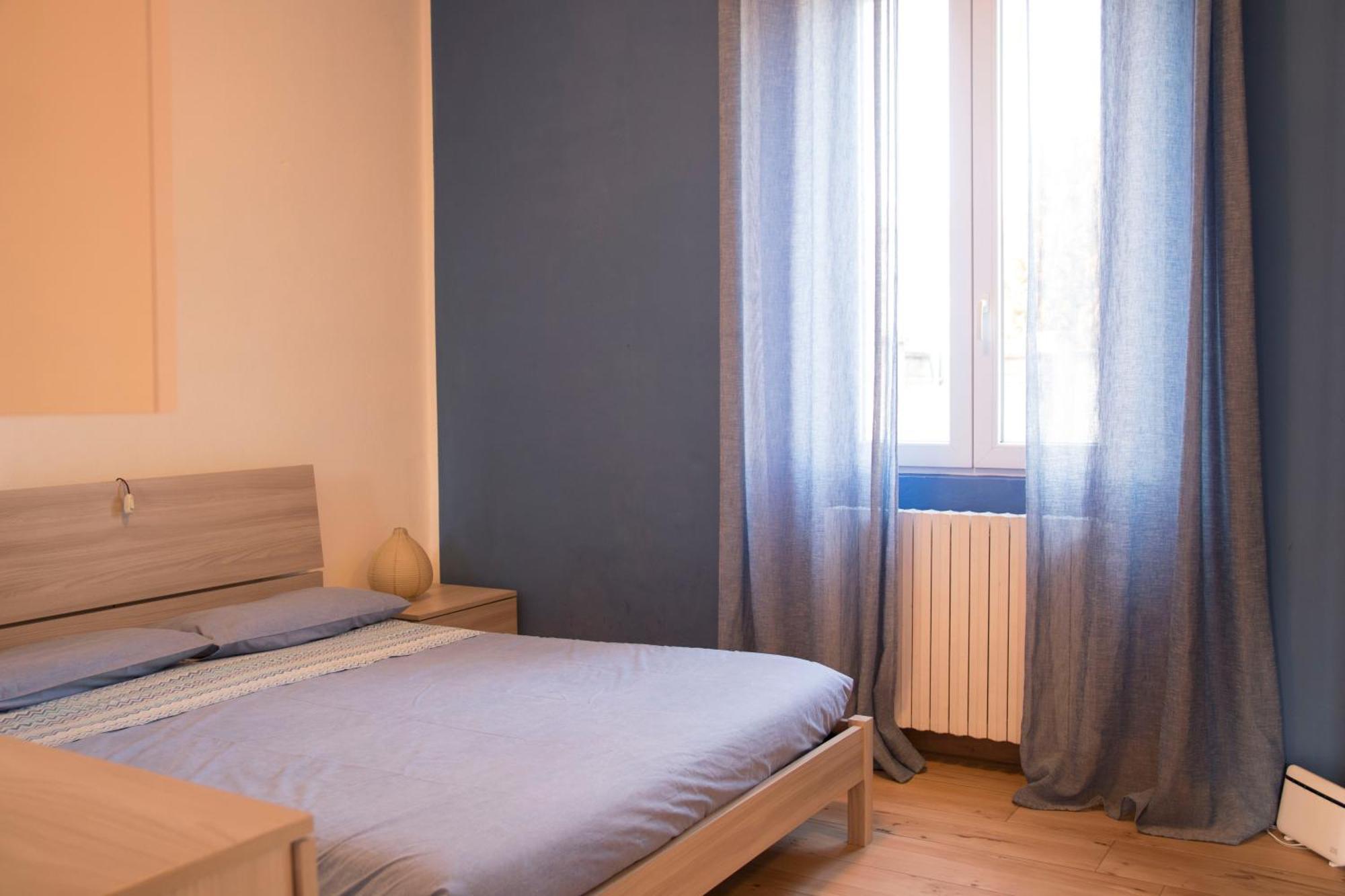 Ferienwohnung Domus Vicina Al Centro Storico Pavia Exterior foto