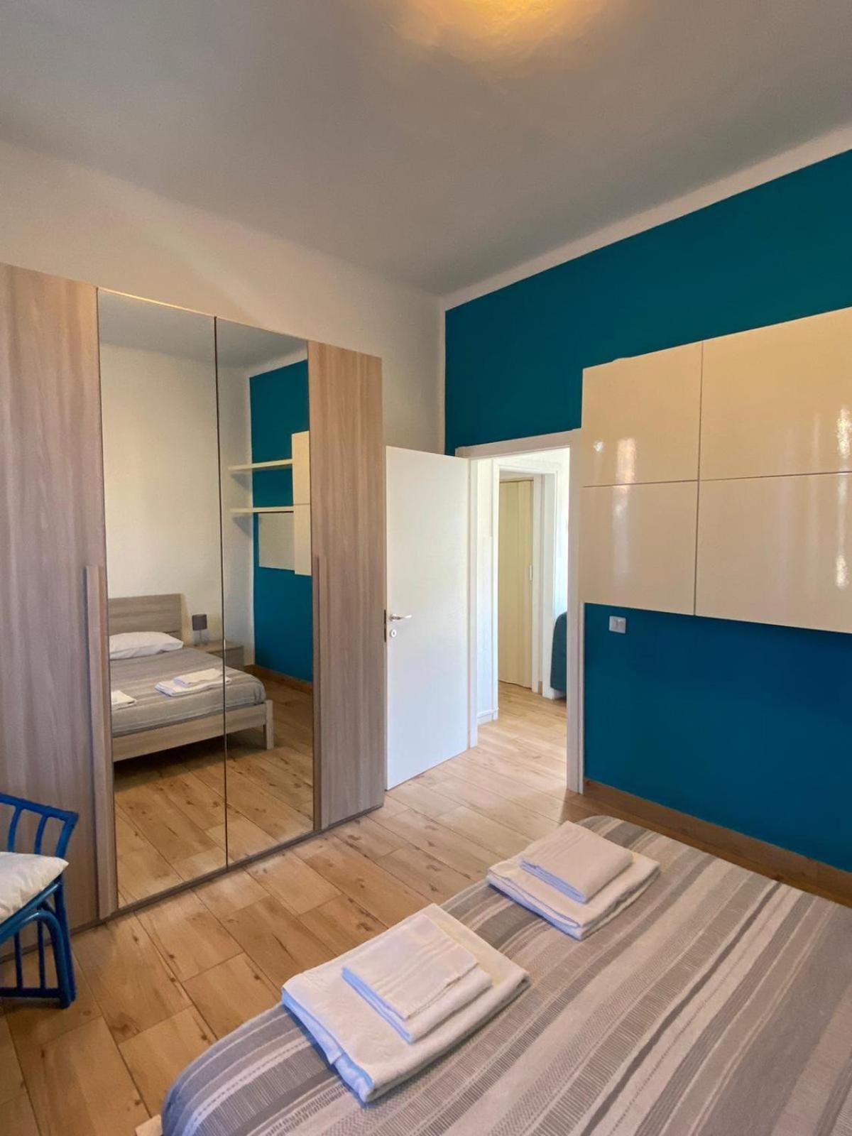 Ferienwohnung Domus Vicina Al Centro Storico Pavia Exterior foto